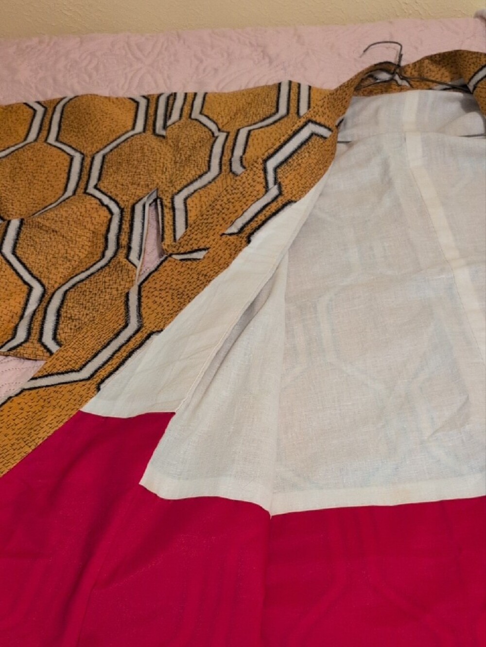 Honeycomb Pattern Long Robe / Kimono - Mustard Yellow & White - Picture 4 of 5
